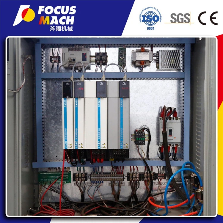 4FEET CORE VENEER SPINDLESS PEELING MACHINE 3 4FEET CORE VENEER SPINDLESS PEELING MACHINE 3